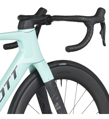 Scott Foil RC 20 – aerodynamický karbónový cestný bicykel s elektronickým radením Shimano 105 Di2 | Scott Prešov