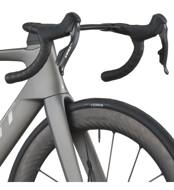 SCOTT Foil RC Ultimate: Najrýchlejší cestný aero bicykel s karbónom HMX-SL a SRAM RED | Scott Prešov