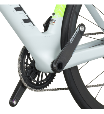 SCOTT Foil RC Tri: Špičkový triatlonový bicykel s karbónom HMX a bezdrôtovým radením SRAM Force eTap AXS | Scott Prešov